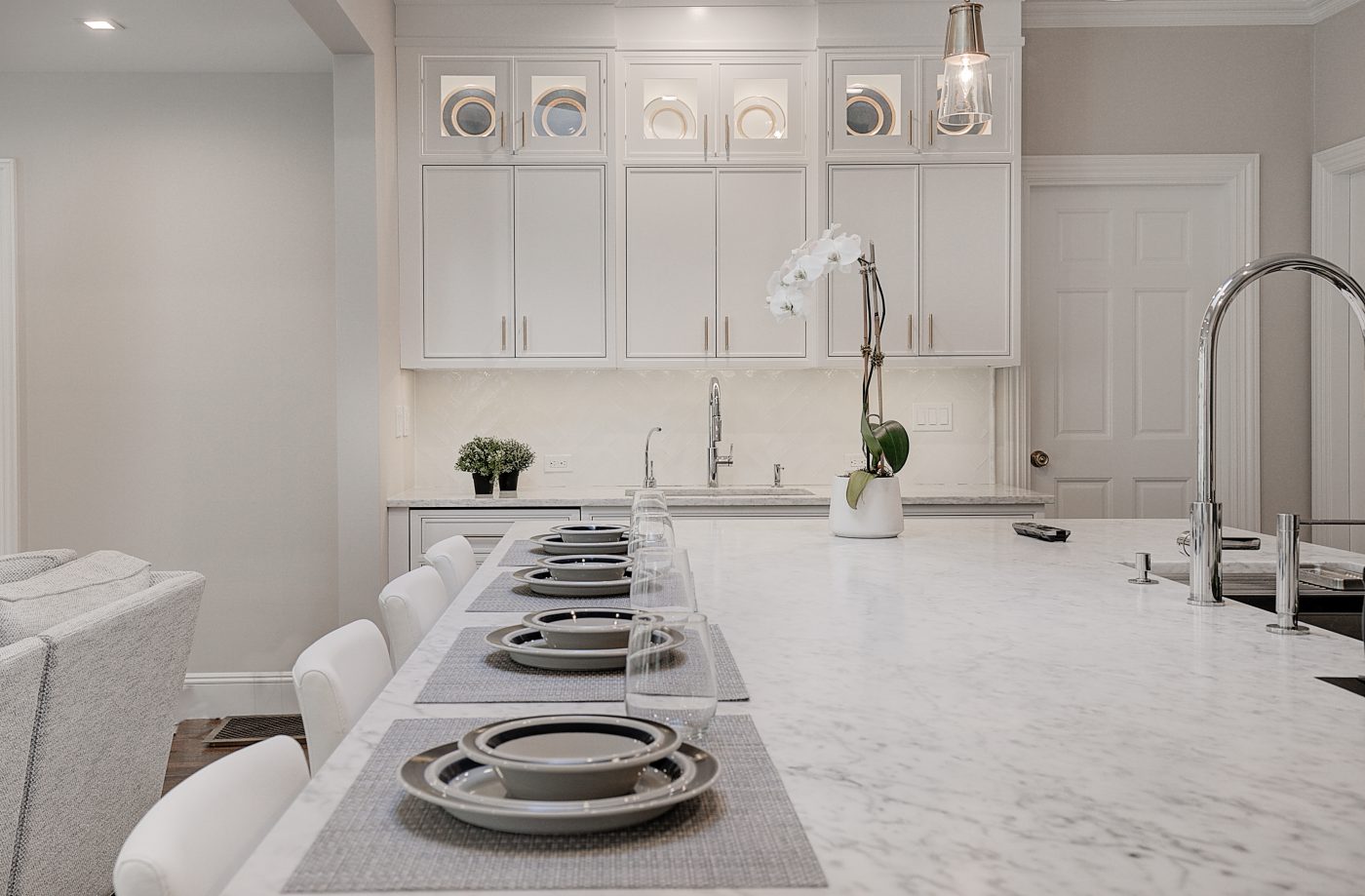 Luxurious Materials Choosing the Perfect Countertop for Your HighEnd